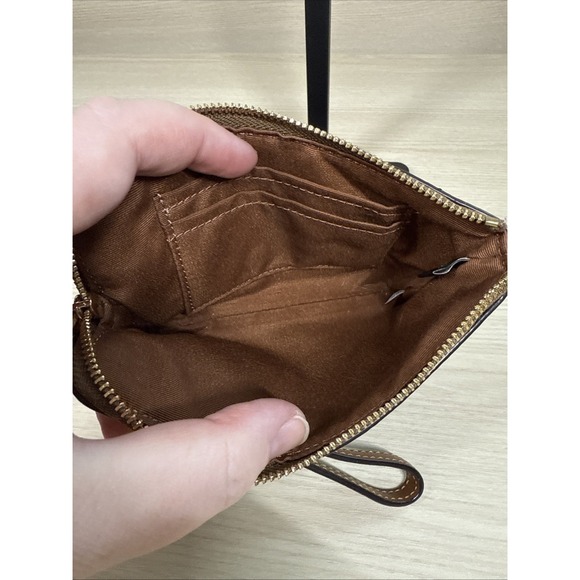 COACH Zip Wristlet In Signature Canvas With Coach Radial Rainbow Logo Design - Picture 4 of 5